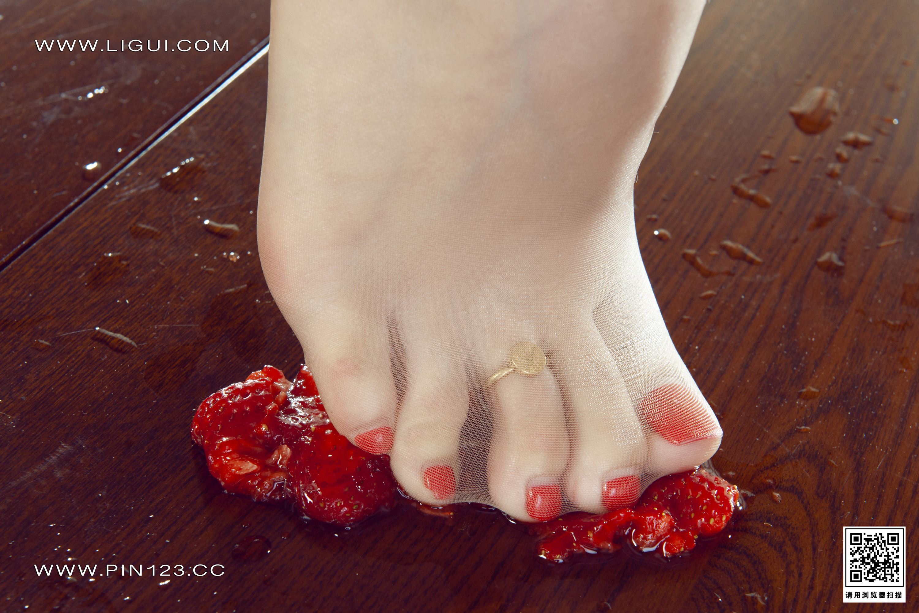 Ligui丽柜 2022.05.26《双生花》香莓芬芬